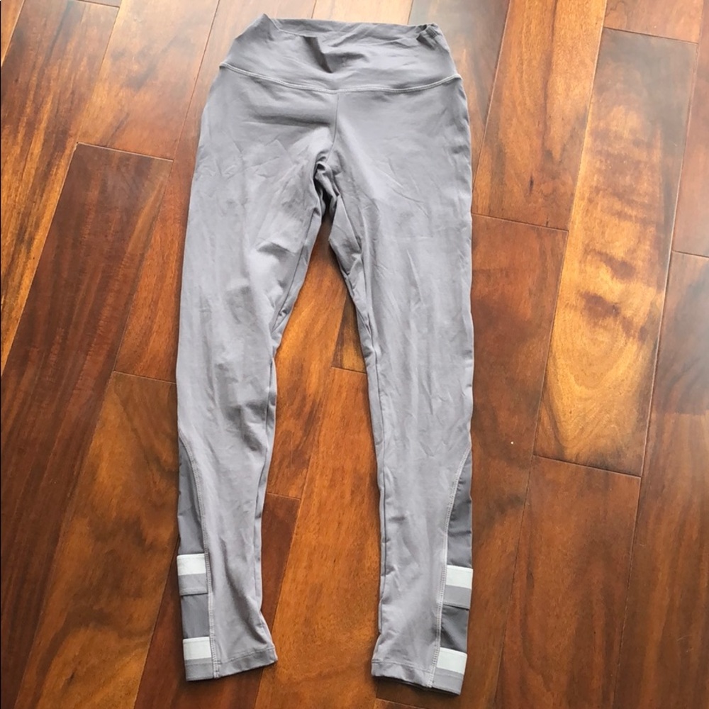 Gymshark leggings with some damage